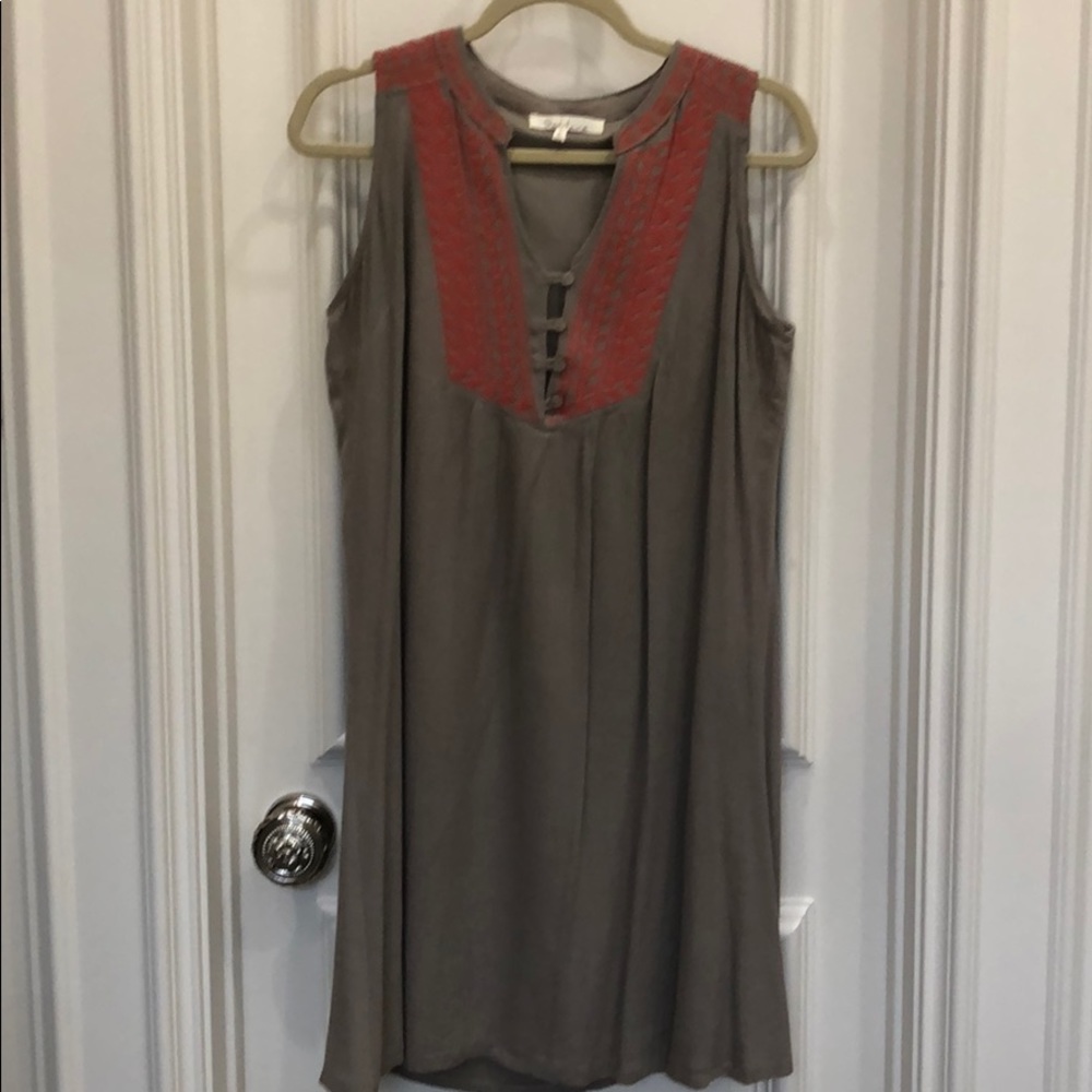 Solitaire Dress